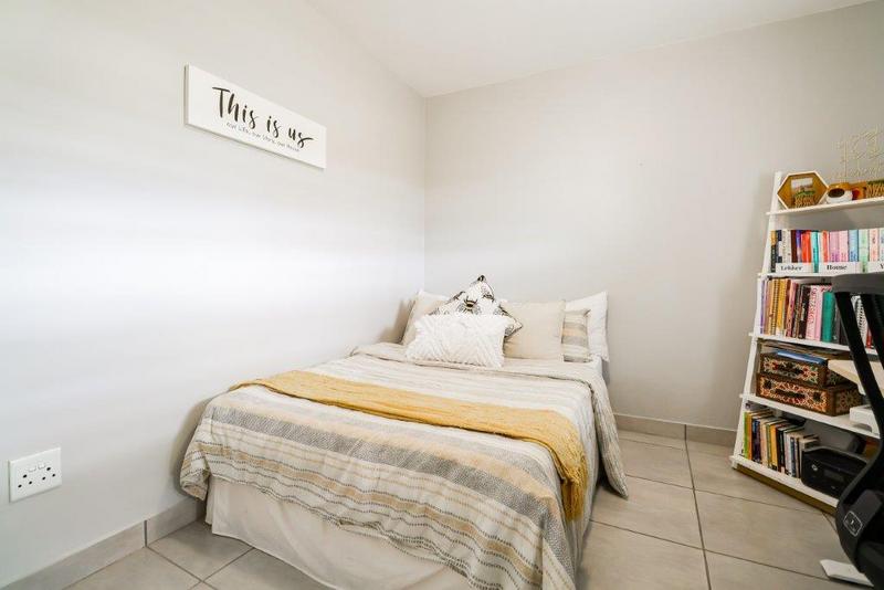 2 Bedroom Property for Sale in Island View Western Cape